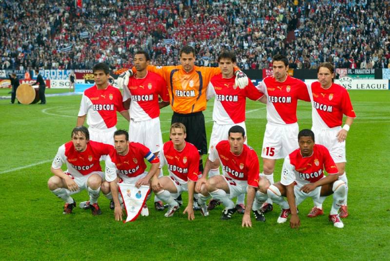 Top 5 Câu Lạc Bộ Gây Bất Ngờ Nhất Ở Champions League 3 AS Monaco 2003–2004: Dấu ấn “chiếu dưới” của bóng đá Pháp