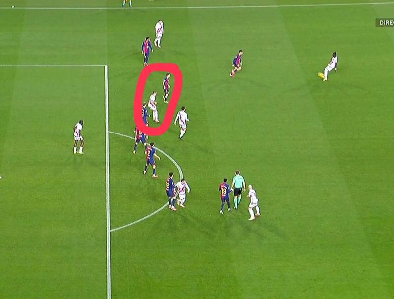 Luật Việt Vị Dễ Hiểu Cho Người Mới - Cơ Bản Và Những Lỗi Thường Gặp 3 Những trường hợp không việt vị